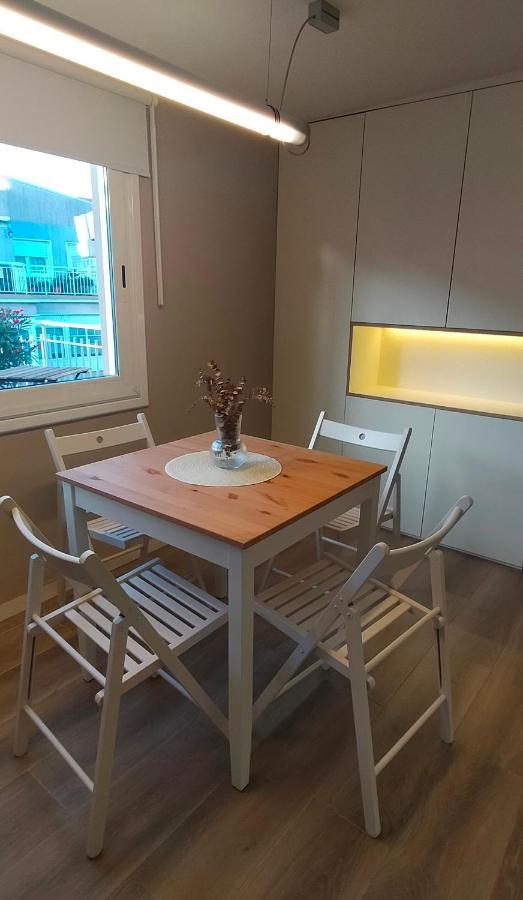 Ferienwohnung Loft Con Terraza En El Centro De Santiago De Compostela Vutco 07320 Exterior foto